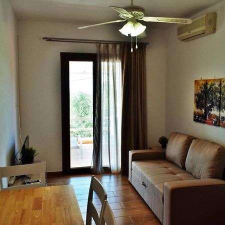 Meltemi Appartment Patitírion Dış mekan fotoğraf